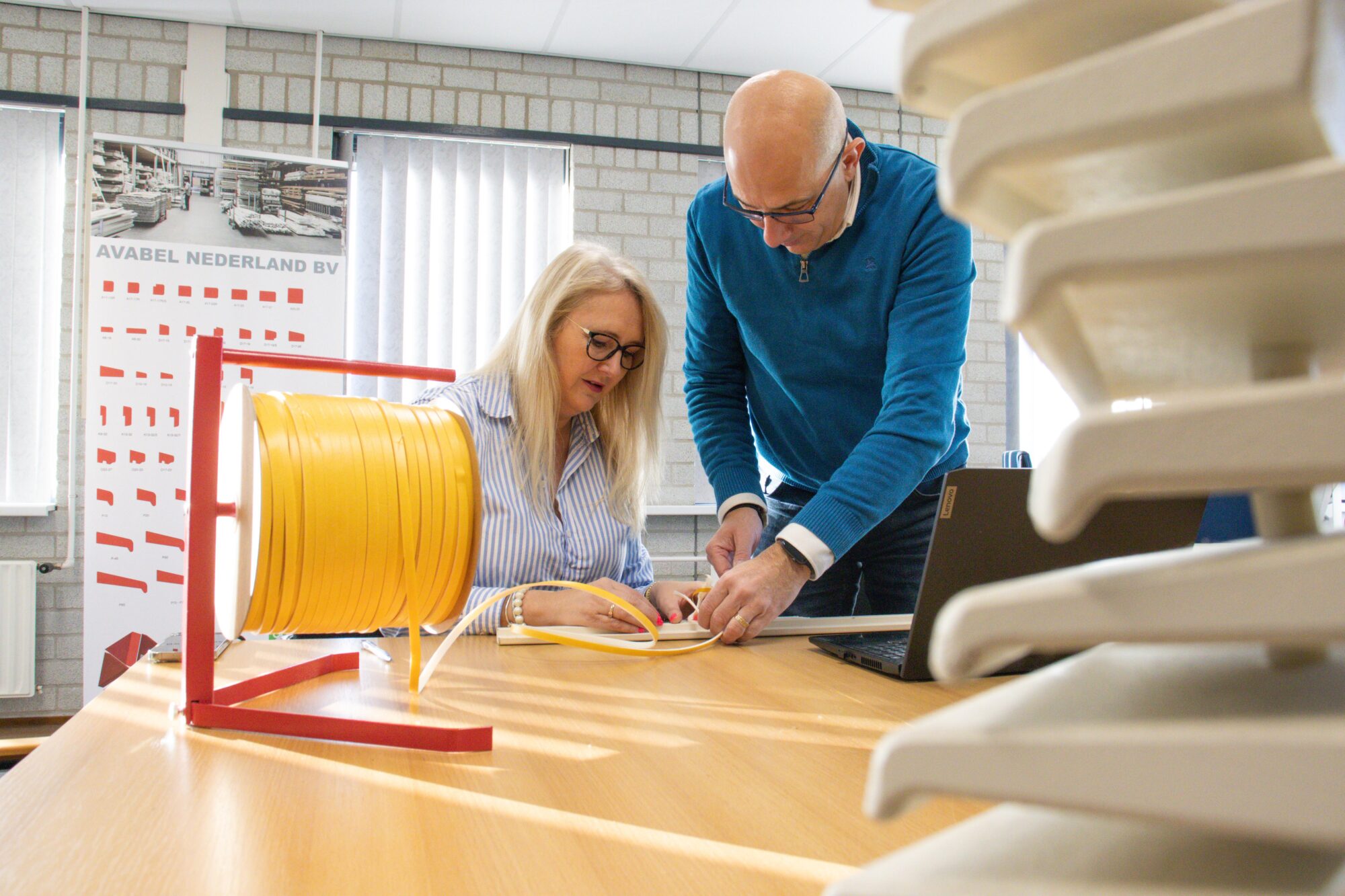 Tirza en Anghel testen producten